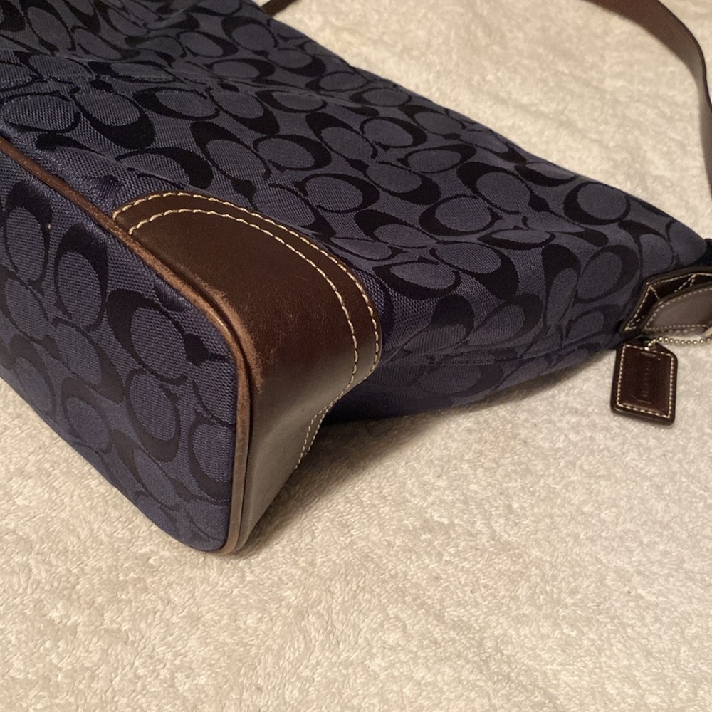 Coach Signature Shoulder Bag - Picture 5 of 12